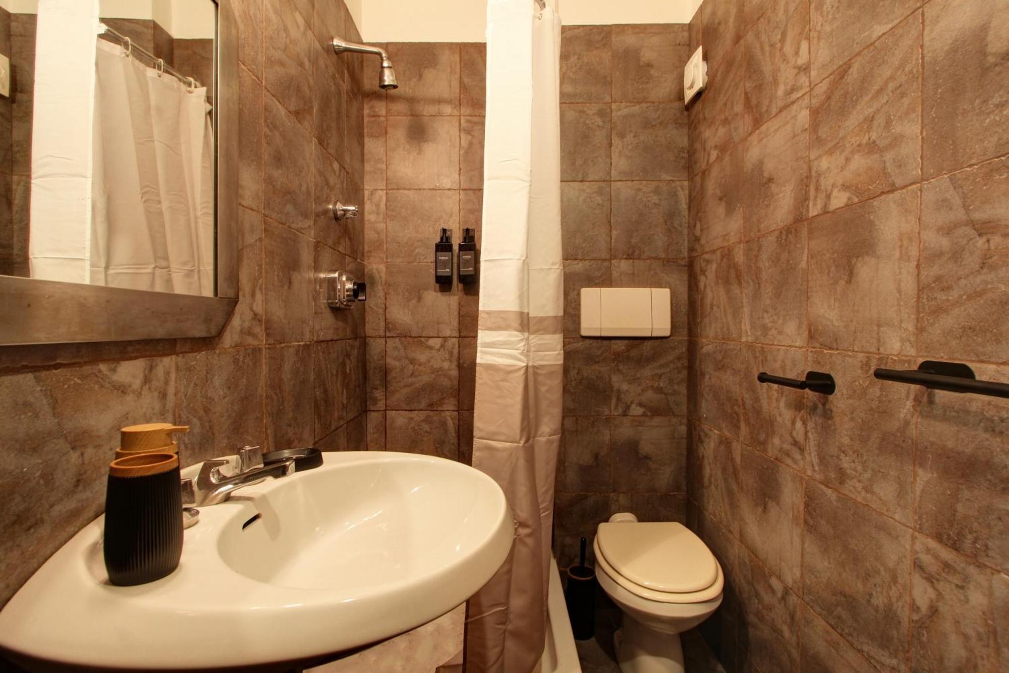 Centro Storico - Palazzo Avila '500 Apartment Rom