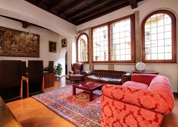 Roma Centro Storico - Palazzo Avila \'500