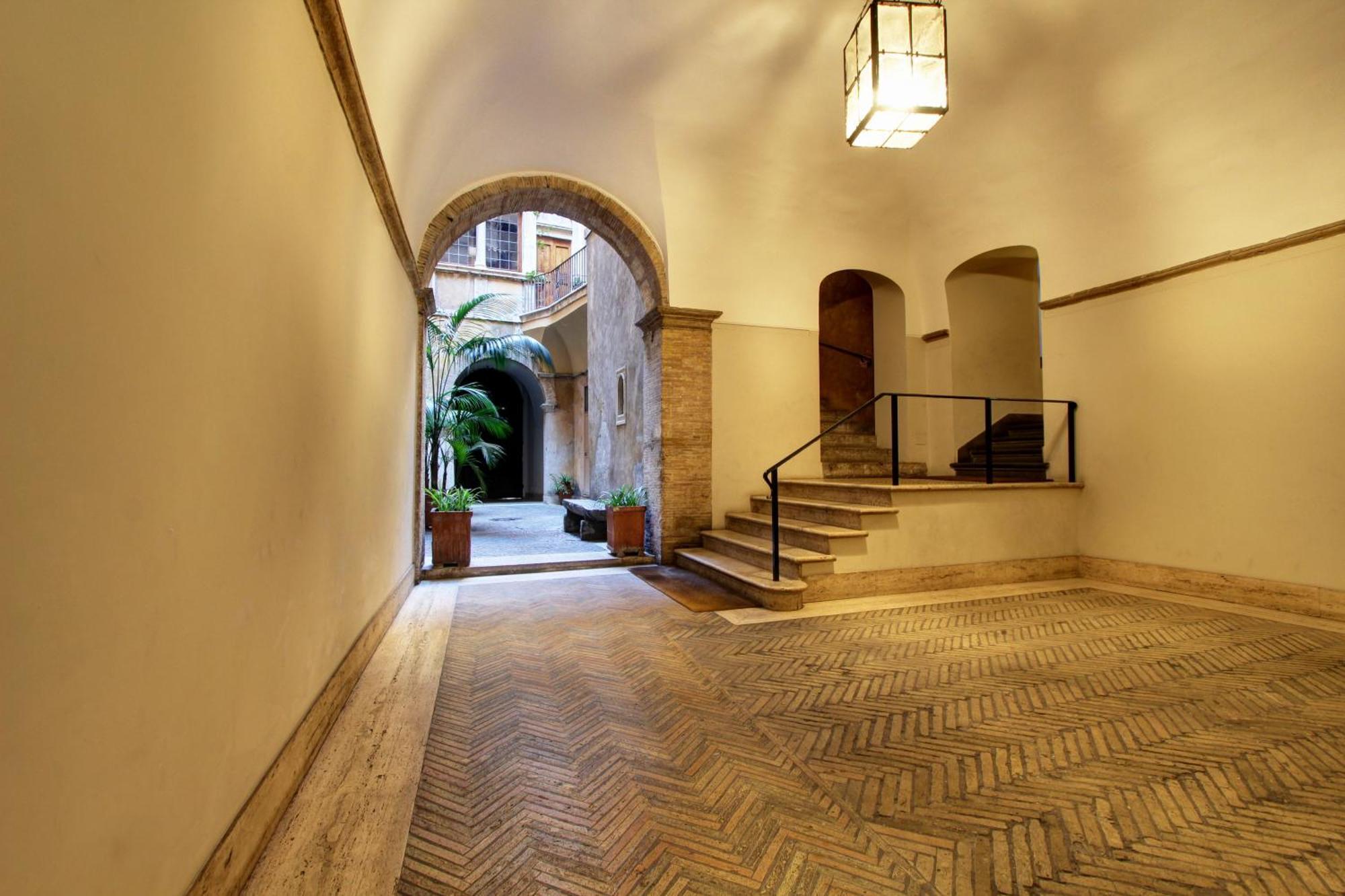 Apartment Centro Storico - Palazzo Avila '500